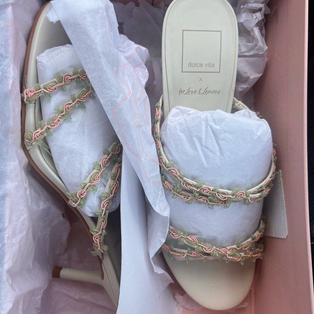 Dolce Vita Women's Cream and Pink Braided Heels